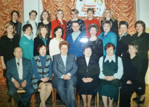 Преподаватели факультета дошкольного воспитания (в первом ряду, первый слева,  Н.А. Семёнов). 1989 г.